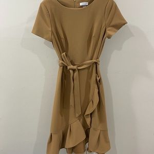 CALVIN KLEIN Ruffled Tulip-Hem Crepe Dress Tan